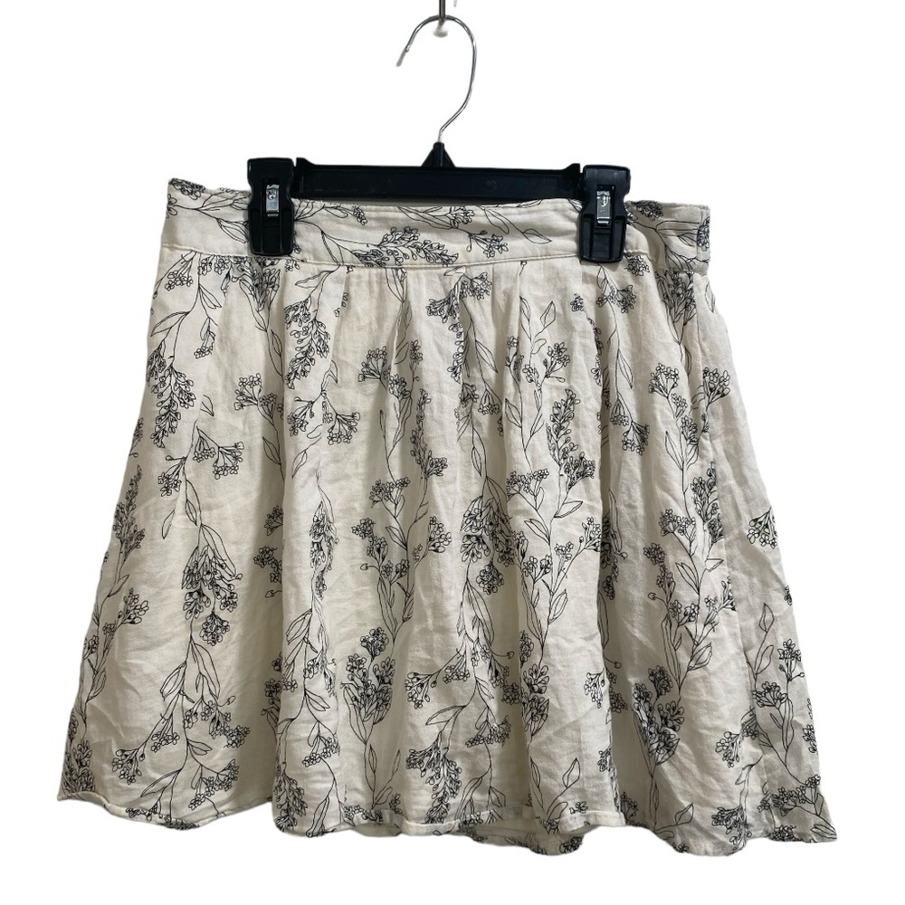Old Navy Floral Skirt, size XS EUC